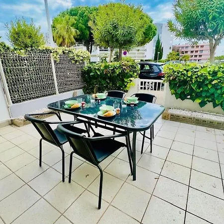 Daire En Rdc Avec Terrasse Au Boucanet *